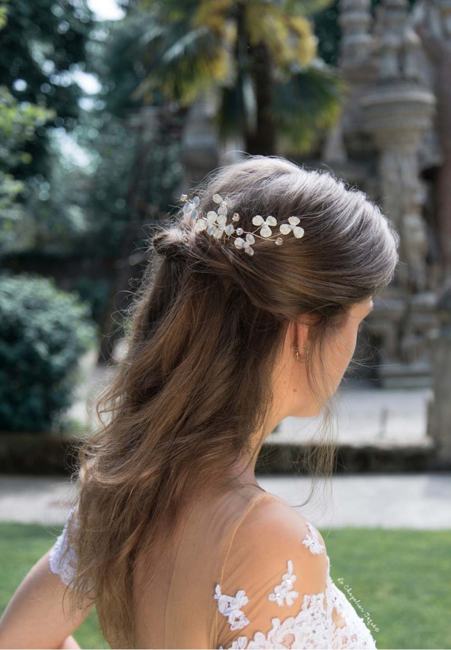 Peigne Cheveux Mariage Fleurs Blanches Blossom