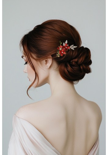 Peigne fleuri rouge peint à la main – Amarante