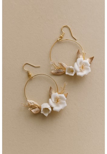 Boucles d’oreilles porcelaine blanche & feuilles dorées – Soléane