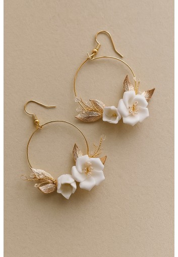 Boucles d’oreilles porcelaine blanche & feuilles dorées – Soléane