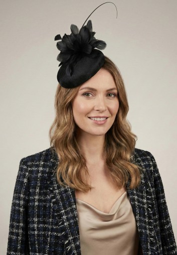 Petit Chapeau Bibi Invitée de Mariage Noir Satin - Elsa