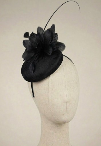 Petit Chapeau Bibi Invitée de Mariage Noir Satin - Elsa