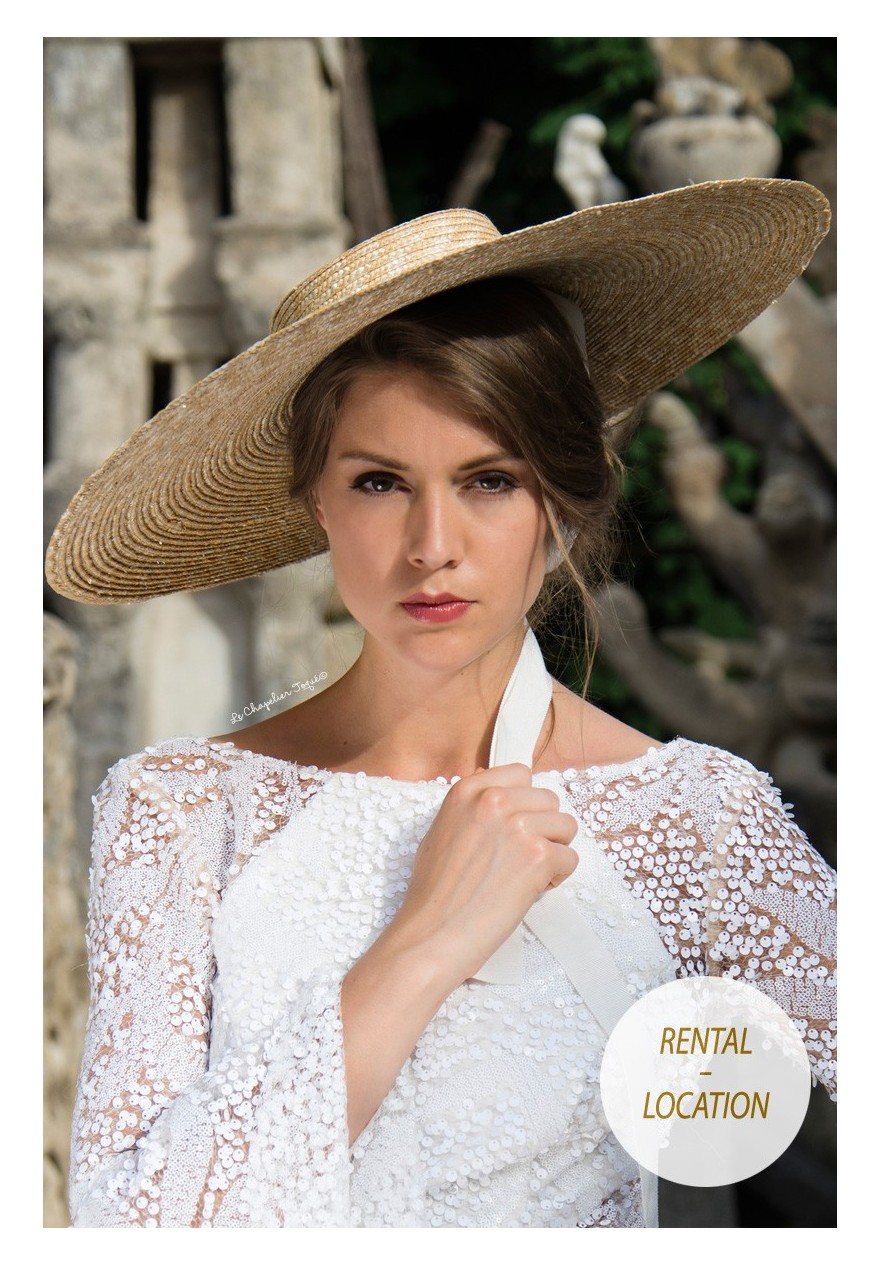 grand chapeau de paille en location pour femme pour mariage